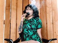Pretty & Padded - 420 smoke sesh with medusa POV
