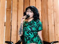 Pretty & Padded - 420 smoke sesh with medusa POV