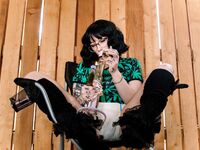 Pretty & Padded - 420 smoke sesh with medusa POV
