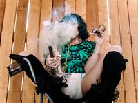 Pretty & Padded - 420 smoke sesh with medusa POV