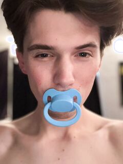 Bi curious ABDL Diapered