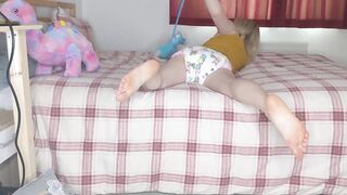 PooGirlSophia - Walking Pony Whilst Shitting Diaper