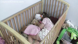 Kaley - Messy Diaper while Playing w Dolls