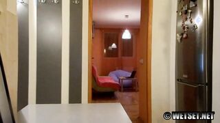 Danni - GirlPoopsHerPantiesOnADate