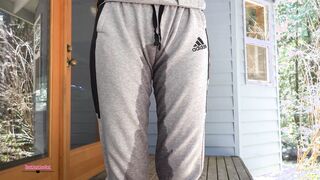Destinationkat Peeing in her sweatpants