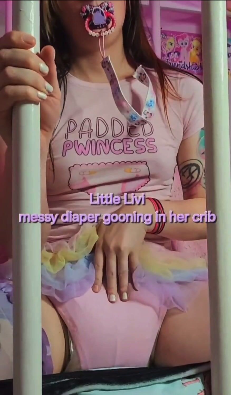 Messy Diaper Gooning In Crib