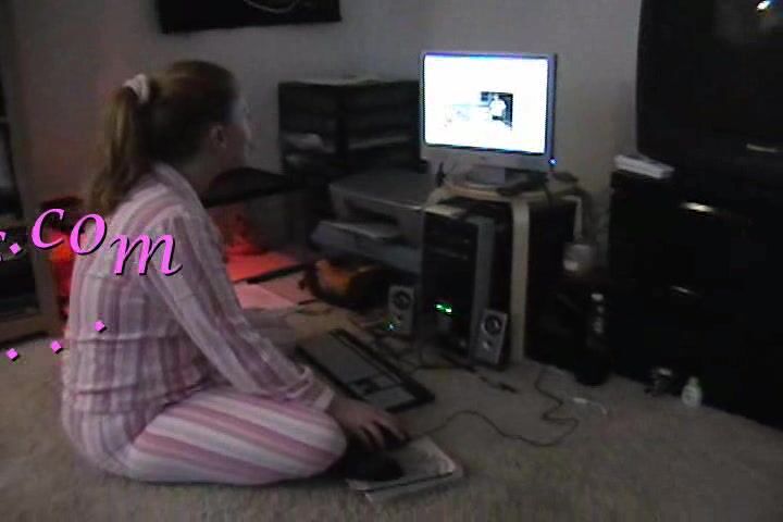 Jamie gets caught by her boyfriend.