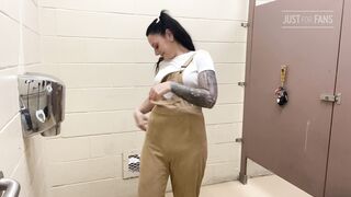 Diaper girl