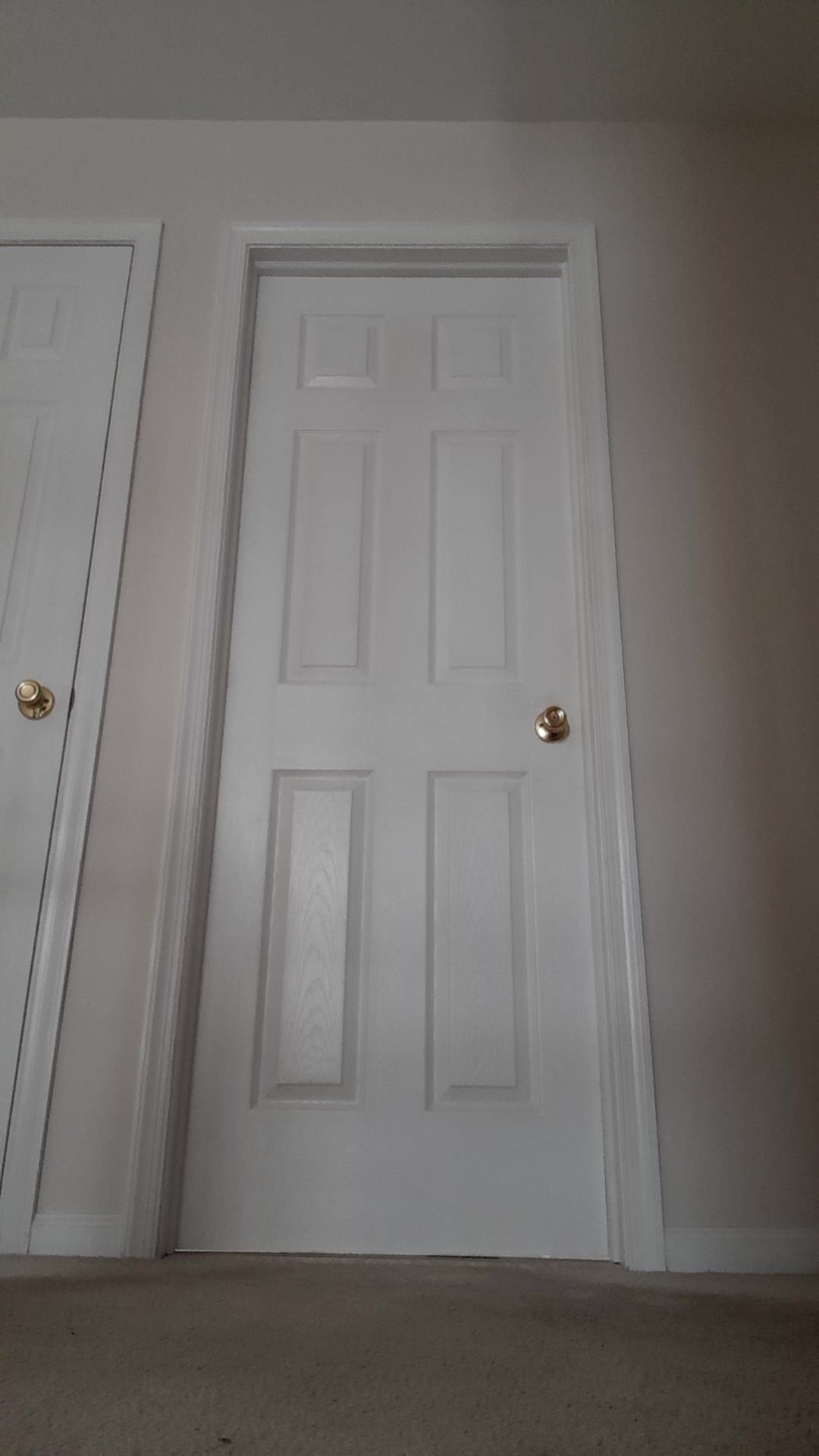 messing diaper - standing (desperate)