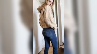 Diaper Vlog - Just another day in the life of a diaper girl