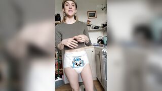Diaper Vlog - Just another day in the life of a diaper girl