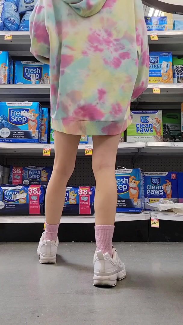 Mini Diaper Vlog - Pantless Escapades