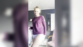 Girl diaper poop Vlog