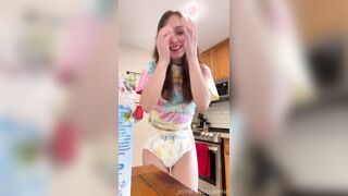 LilBabyFae Makes A Smoothie & Wets