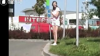 Jenny filling her pink pants in public