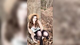 PrincessBabyLuna - Diaper Masturbation in the Woods
