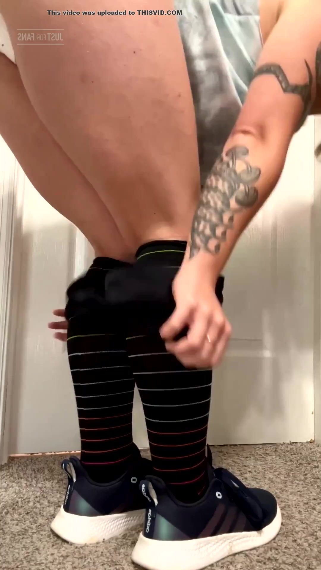 Cute pullupmess_01