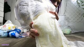 KimberlyX - Diaper Trash Squeezing & Teasing!