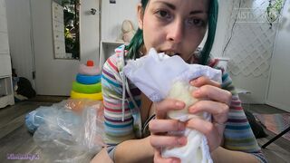 kimberlyx - Another Diaper trash squishing