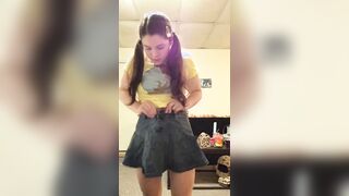 KaretCake - Daddy Sees My Diaper