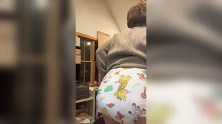 Oooo hhhnnng pppllllrrrrsscccchhhhtttkkkk dumb idiot poops his diaper