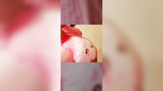 Mostrando lo bebé que soy