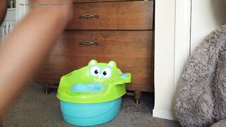 Sunnywittledays - Using the Big Girl Potty