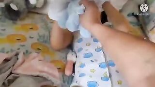 Babygirl Full Diaper in Crib