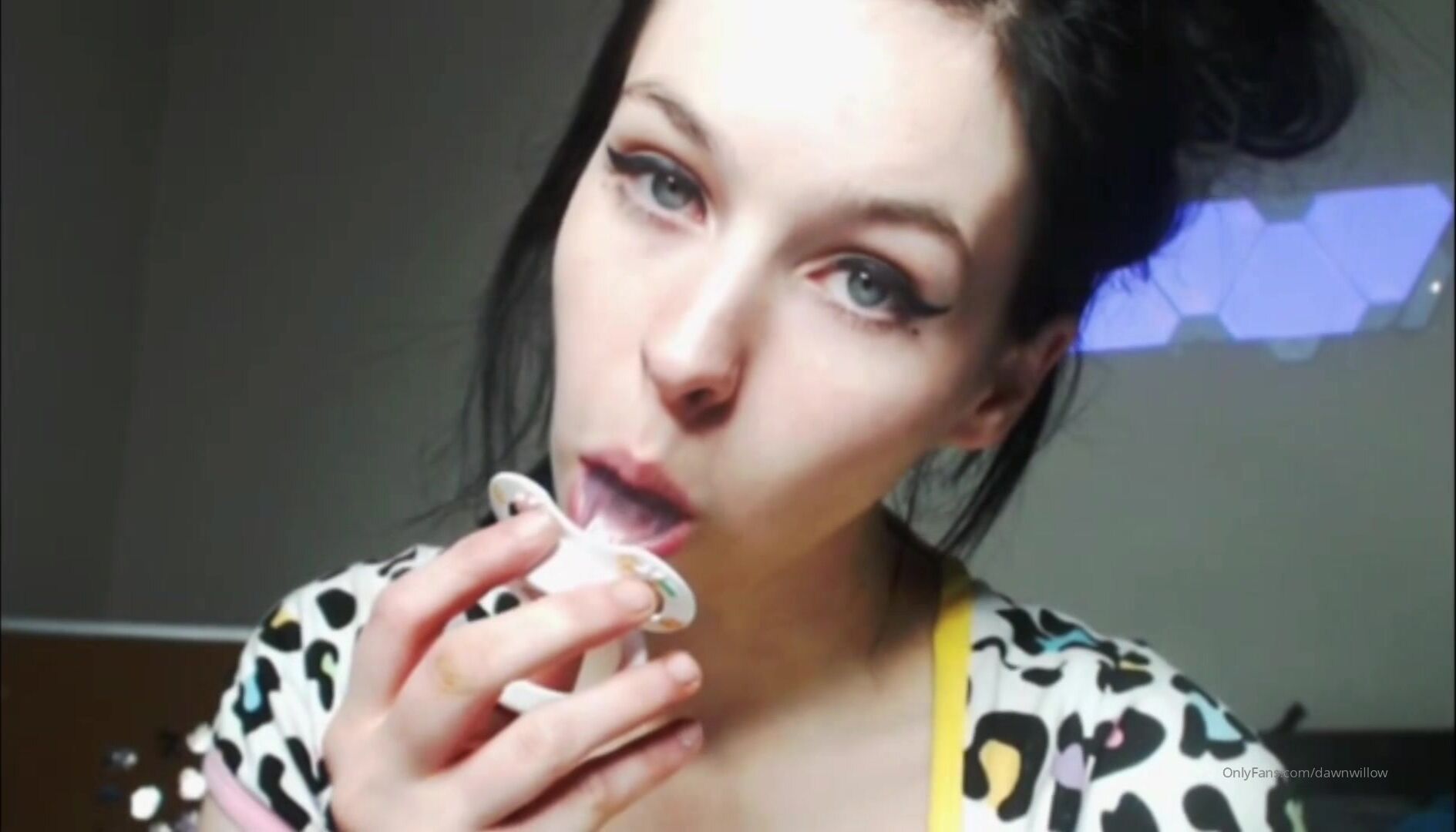 Diaper girl dawnwillow