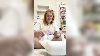 Fat diaper girl piss dildo